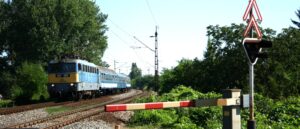 video-shows-train-smash-18-wheeler-after-driver-escapes