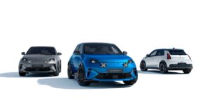 alpine’s-hot-hatch-ev-has-a-built-in,-‘gran-turismo’-style-driving-instructor