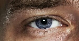 how-to-use-your-smartphone-to-counteract-vision-loss