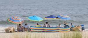 gunshots-disrupt-massive-teen-party-on-long-island-senior-skip-day,-at-least-two-arrested