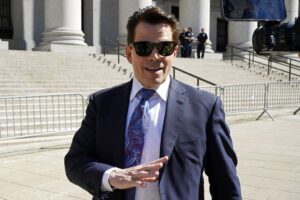 ‘trump-nesia’:-scaramucci-warns-ceos-against-backing-former-president-–-washington-examiner