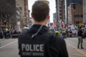 secret-service-agent-robbed-in-california-during-biden-campaign-visit-–-washington-examiner