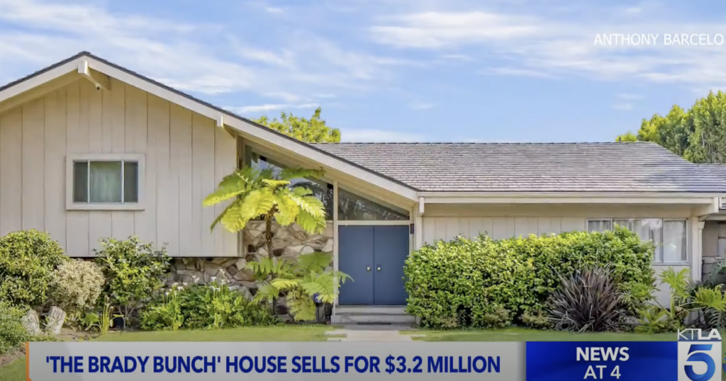 woman-buys-‘brady-bunch’-house-for-$32-million-despite-$5.5-million-asking-price