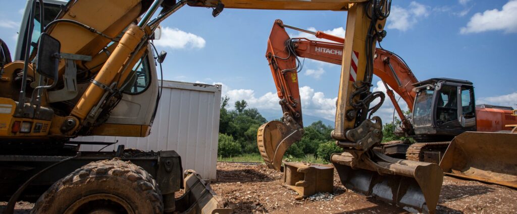 machete-wielding-man-steals-72,000-pound-excavator,-wreaks-havoc-on-community-causing-$2-million-in-damages:-police