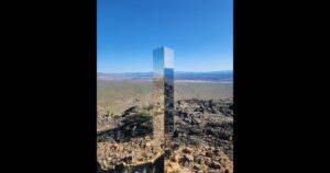 police-issue-statement-after-‘mysterious-monolith’-is-discovered-outside-las-vegas