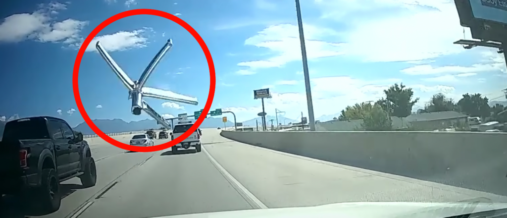 ‘came-out-of-nowhere!’:-video-captures-office-chair-hurtling-into-car-windshield-on-utah-highway