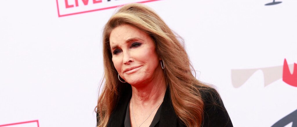 caitlyn-jenner-has-hilarious-response-to-restaurant-that-trolled-transition