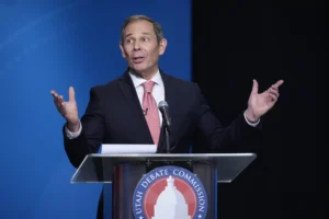 curtis-wins-utah-primary-to-replace-mitt-romney-in-the-senate-–-washington-examiner