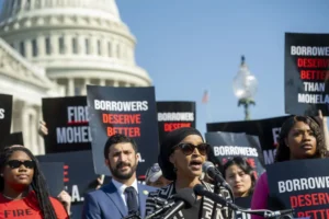 biden-student-loan-plans-reined-in-—-but-still-alive-for-election-–-washington-examiner