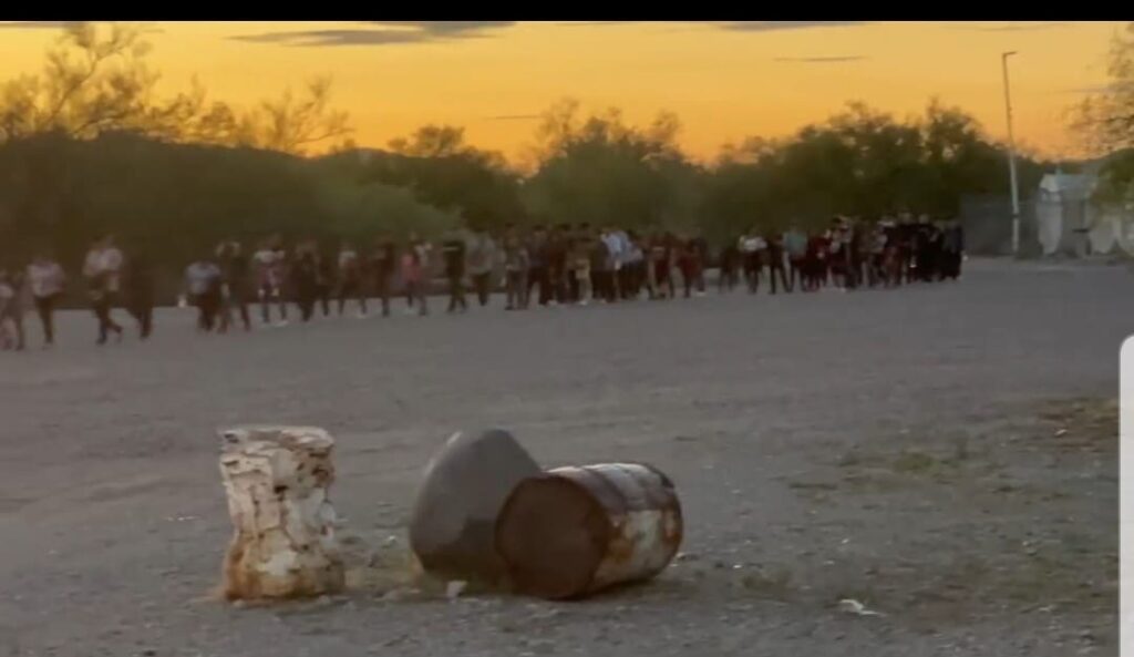 watch:-shocking-video-shows-massive-group-of-illegal-aliens-marching-into-arizona-|-the-gateway-pundit-|-by-david-greyson