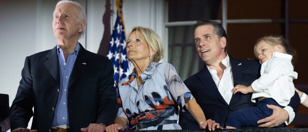 hunter-biden-said-he-was-‘office-mates’-with-joe-biden-and-a-chinese-business-associate,-emails-show