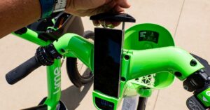 lime’s-new-rideshare-ebikes-are-more-approachable—throttle-and-all