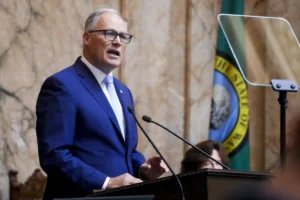 inslee-likens-ev-rebate-program-to-signing-of-declaration-of-independence-–-washington-examiner