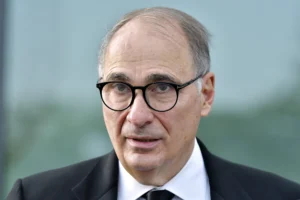 david-axelrod-says-2024-race-is-still-‘absolutely’-trump’s-to-lose-–-washington-examiner