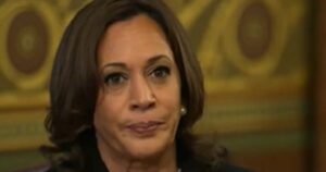 poll:-most-voters-think-kamala-harris-will-be-the-same-or-worse-than-joe-biden-on-economic-issues