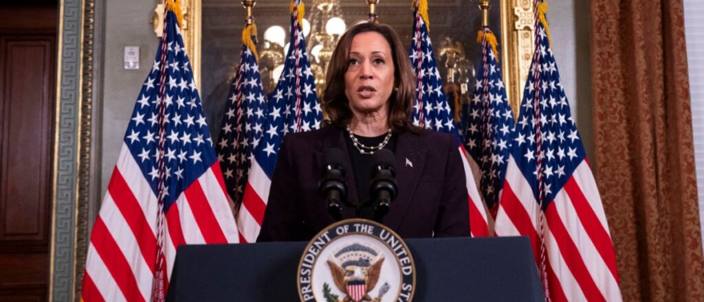 fact-check:-facebook-video-falsely-claims-mike-pence-has-endorsed-kamala-harris-for-president