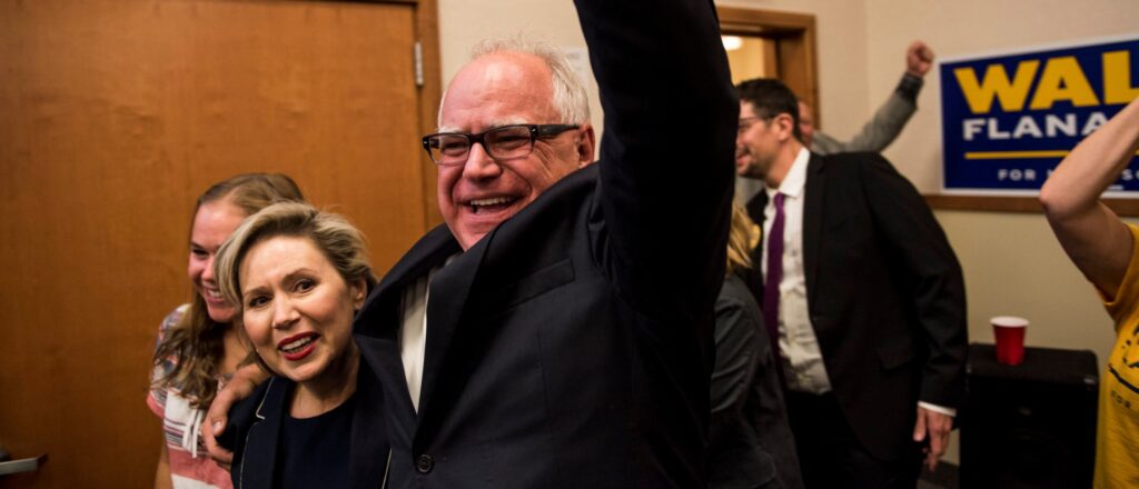 tim-walz’s-wife-said-she-wanted-to-smell-fires-of-2020-blm-riots-because-it-was-a-‘touchstone’-moment