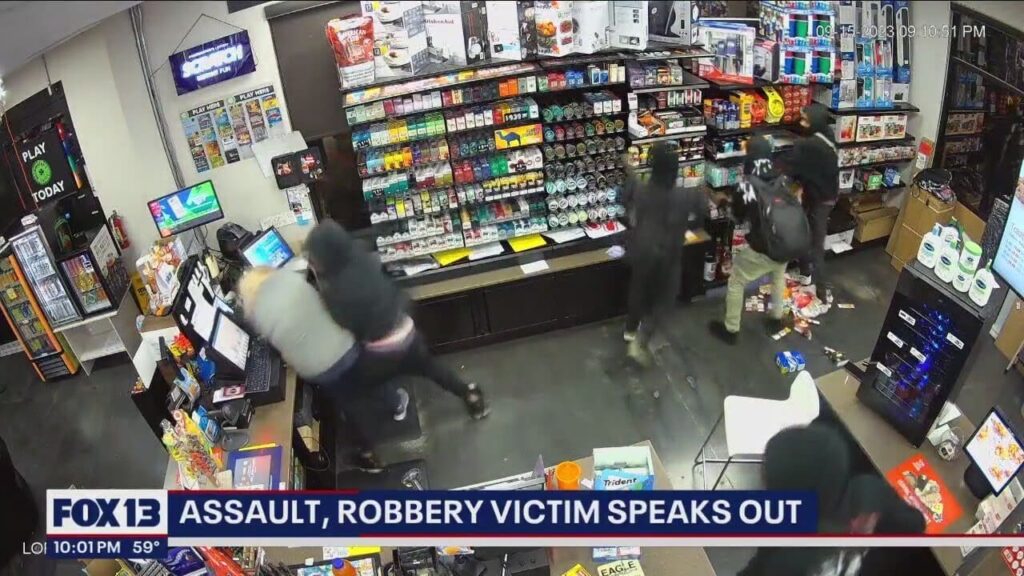 police-seek-help-in-identifying-teen-robbers-who-looted-gas-station-and-brutally-beat-clerk-in-seattle-suburb-normandy-park-(video)-|-the-gateway-pundit-|-by-kristinn-taylor