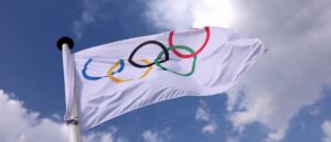 fact-check:-photo-of-egyptian-black-belts-raising-palestinian-flag-predates-paris-2024-olympics