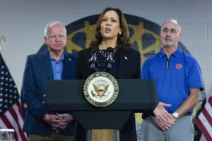 harris-makes-union-pitch-at-uaw-in-michigan-–-washington-examiner