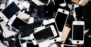 apple-prototypes-and-corporate-secrets-are-for-sale-online—if-you-know-where-to-look