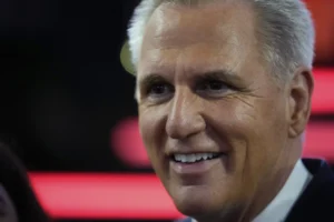 mccarthy-advises-trump-to-‘stop-questioning’-legitimacy-of-harris’s-audience-–-washington-examiner