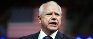 fact-check:-does-this-photo-show-a-fox-business-broadcast-about-tim-walz’s-‘communist-agenda’?