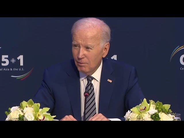 embarrassing!-joe-biden-reads-from-notecards-during-meeting-with-central-asian-leaders-(video)-|-the-gateway-pundit-|-by-cristina-laila
