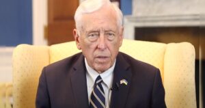 breaking:-top-democrat-representative-steny-hoyer-suffers-stroke