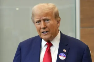 trump-votes-early-in-florida-after-felony-conviction-–-washington-examiner