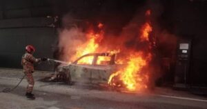 electric-vehicle-explodes,-injuring-21-people-in-major-accident-|-elijah-schaffer’s-top-5-(video)