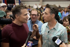 hawley-tracks-down-democratic-challenger-at-missouri-state-fair-for-debate-–-washington-examiner