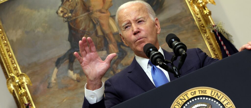 biden-flip-flops-on-decision-to-send-officials-to-meet-with-striking-auto-workers
