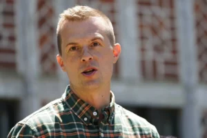 jared-golden-defends-his-place-in-democratic-party-–-washington-examiner