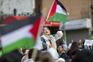 thousands-of-protesters-to-descend-on-chicago-for-dnc-–-washington-examiner