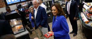 kamala-harris-patronizes-convenience-store-her-admin-sued-for-allegedly-racist-background-checks