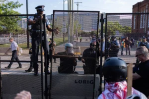 gaza-protesters-breach-dnc-security-–-washington-examiner