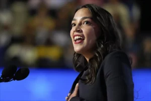 aoc-uses-bartending-roots-to-rally-democrats-at-dnc-and-jab-trump-–-washington-examiner