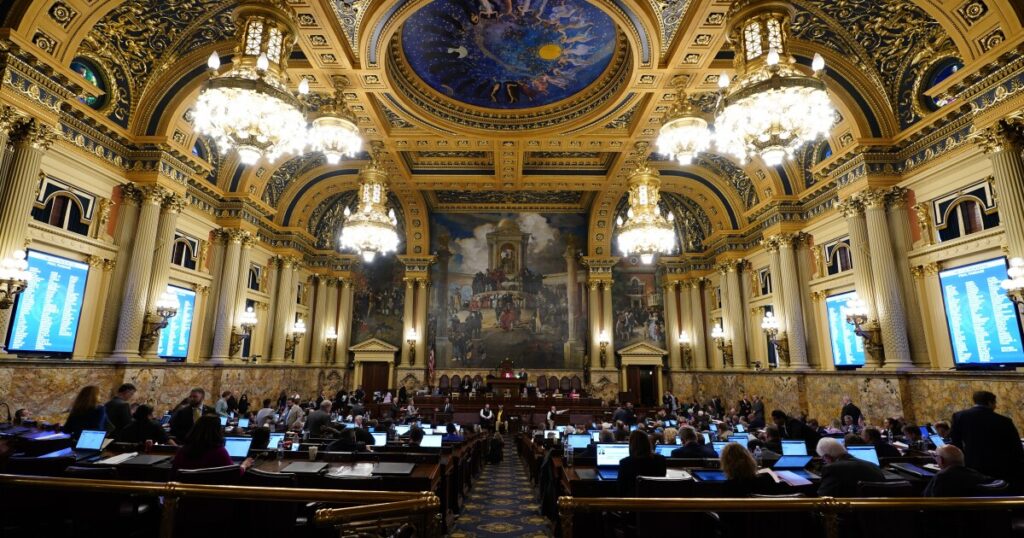 republicans-lose-ground-as-democrats-win-seats-in-pivotal-statehouses