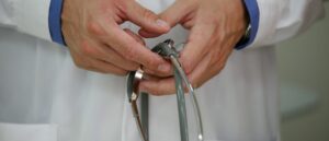 doctor-charged-after-allegedly-hiding-cameras-to-record-minors-and-women-undressing