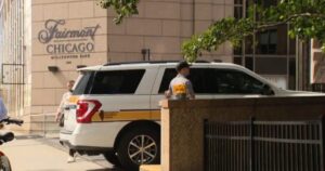 gross:-maggots-found-in-dnc-delegates’-breakfast-at-chicago-hotel-–-fbi-investigating-incident