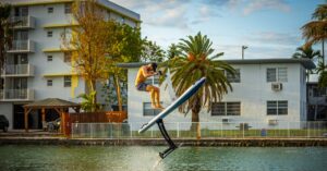 this-$15k-electric-hydrofoil-is-the-mountain-bike-of-the-sea
