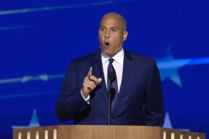 booker-defends-harris’s-‘vaguery’-when-it-comes-to-policies-–-washington-examiner