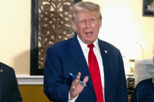 trump-‘didn’t-like’-muted-mics-at-debate-but-thinks-‘it-should-be-the-same’-–-washington-examiner