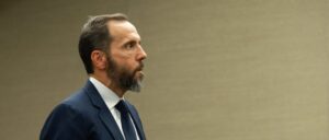 jack-smith-urges-appeals-court-to-revive-trump-docs-case,-defends-his-special-counsel-position