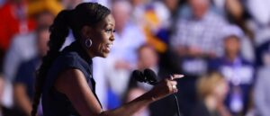 fact-check:-no,-dnc-attendees-did-not-chant-‘death-to-america’-during-michelle-obama’s-speech