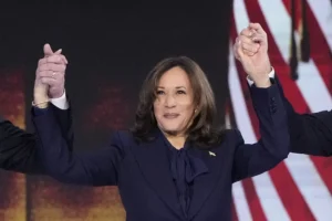 trump-tries-to-blunt-harris-momentum-after-chicago-convention-–-washington-examiner