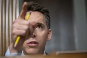 hawley-wants-mayorkas-fired-for-‘perjury’-over-censorship-denial-–-washington-examiner