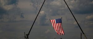 fact-check:-did-5-university-of-texas-students-lose-scholarships-for-kneeling-during-anthem?