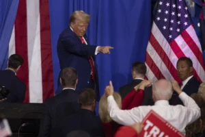 trump-says-he’s-looking-forward-to-debate-with-harris:-‘she’ll-be-exposed’-–-washington-examiner